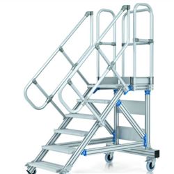 Zarges使用平台的移动梯子